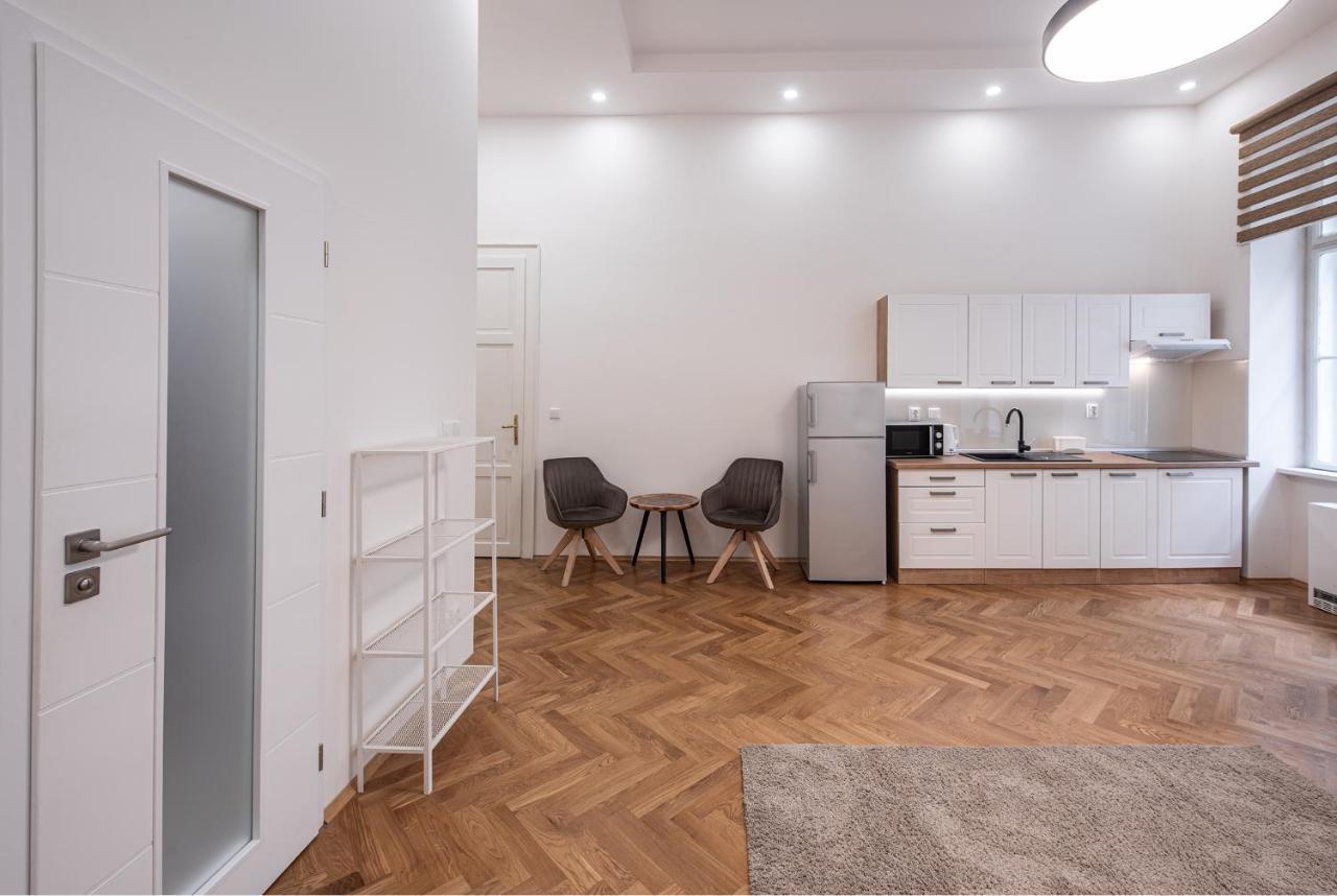 Dlazdena Appartamento Praga